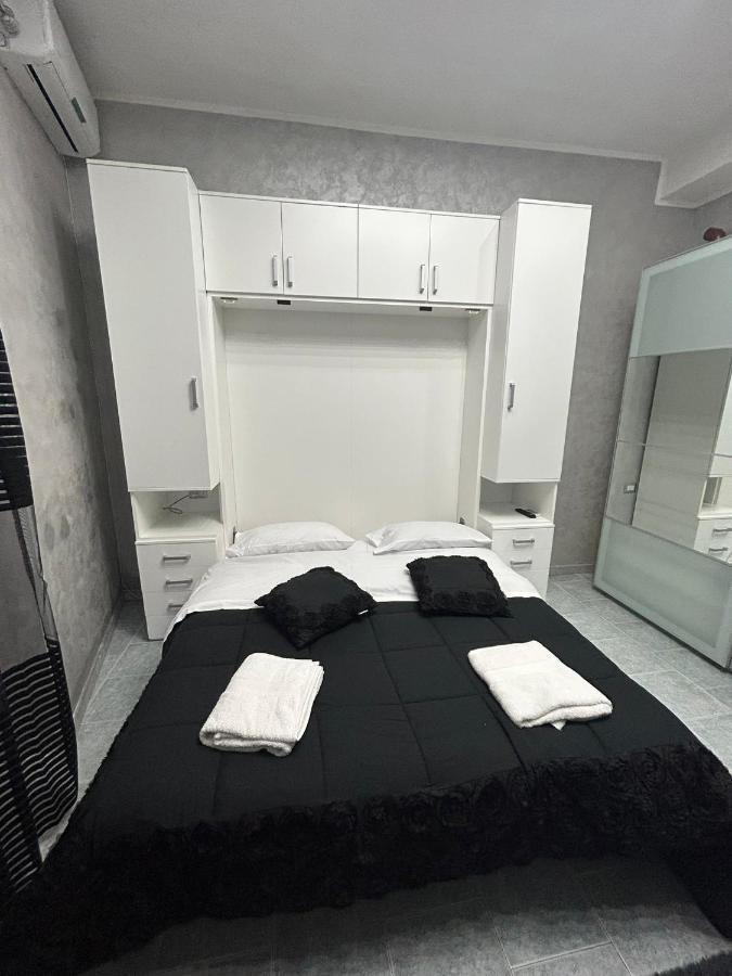 شقة Da Concettina House نابولي المظهر الخارجي الصورة