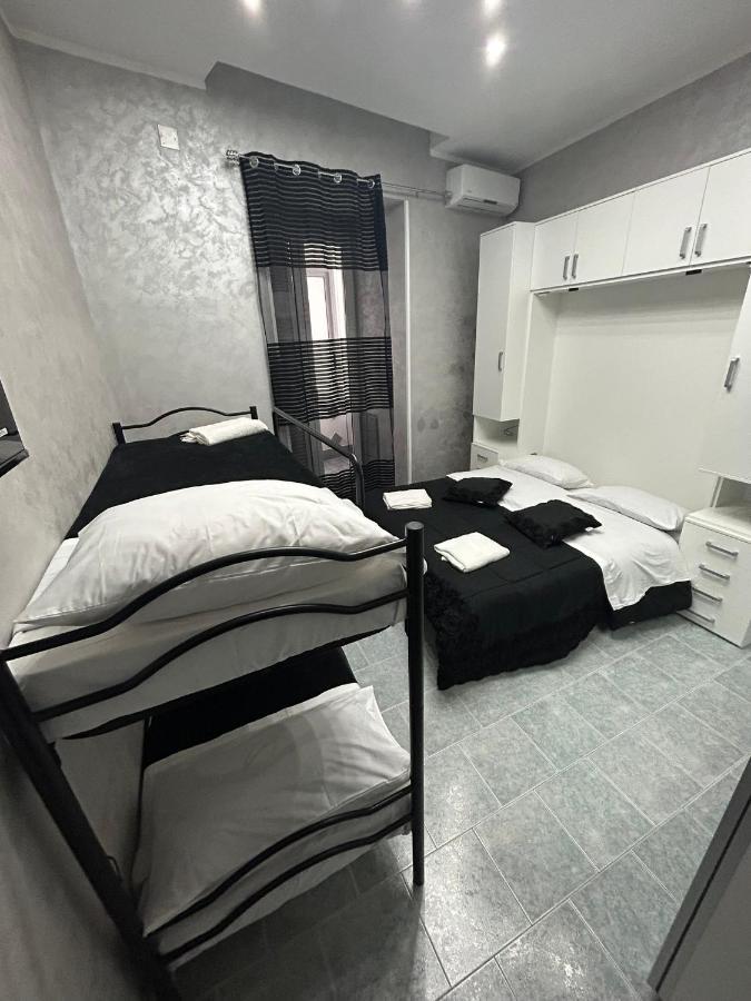 شقة Da Concettina House نابولي المظهر الخارجي الصورة