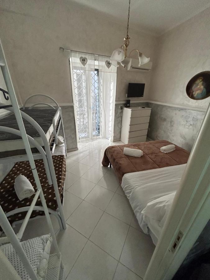 شقة Da Concettina House نابولي المظهر الخارجي الصورة